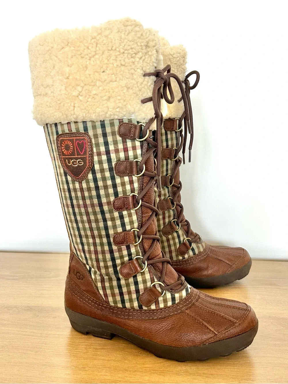 Vintage UGG Edmonton Lace Up Brown Leather Plaid Boots WM8 EU39